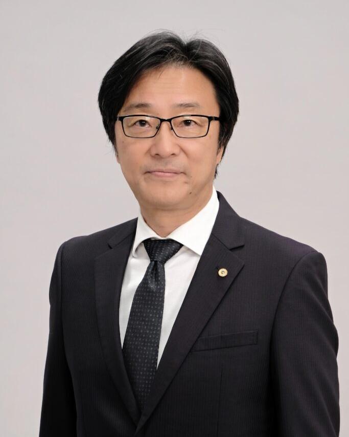 鎌田 寿雄 氏